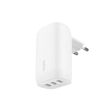 شاحن حائط Belkin BoostCharge بثلاثة منافذ USB-C® مع تقنية PPS بقدرة 67 واط WCC002vfWH