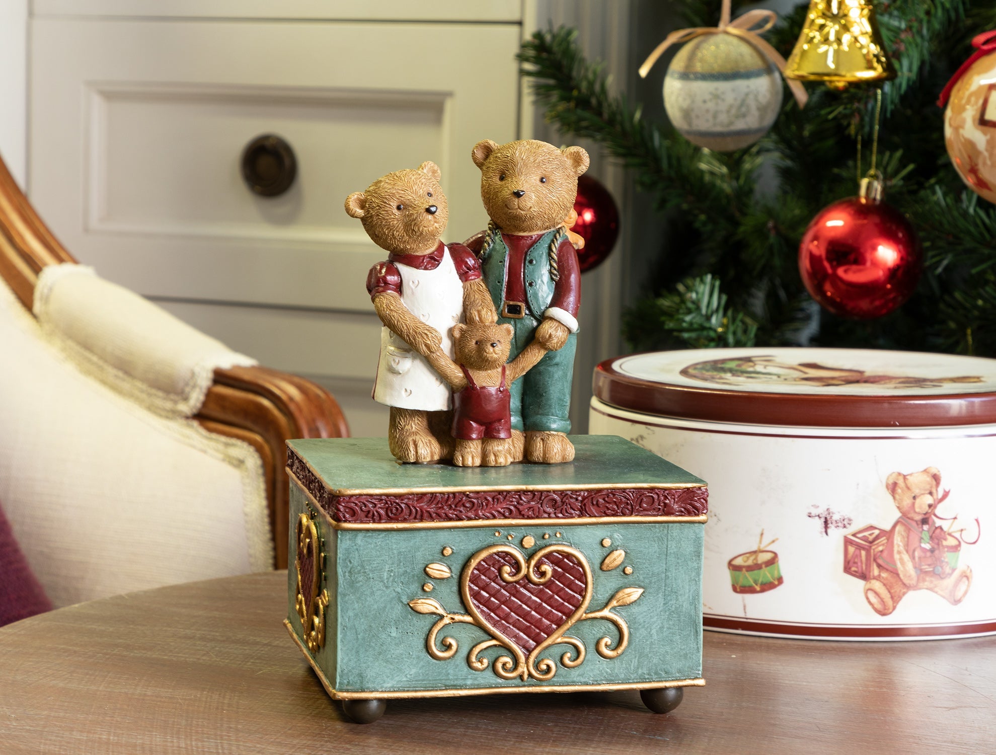 Isidore Music Box - Madame Coco JO