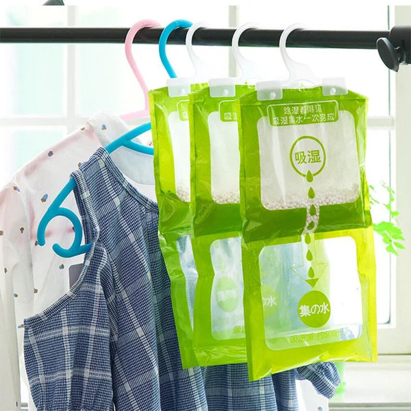 Bags to remove odors from wardrobes