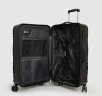 حقيبة سفر أمريكان توريستر سوداء 72 سم – متينة وأنيقة