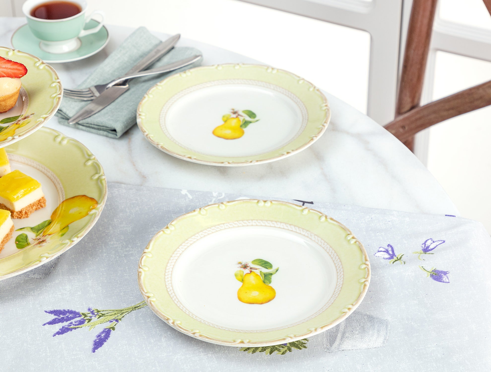 Pear 6 Pcs Cake Plate Set - Madame Coco JO