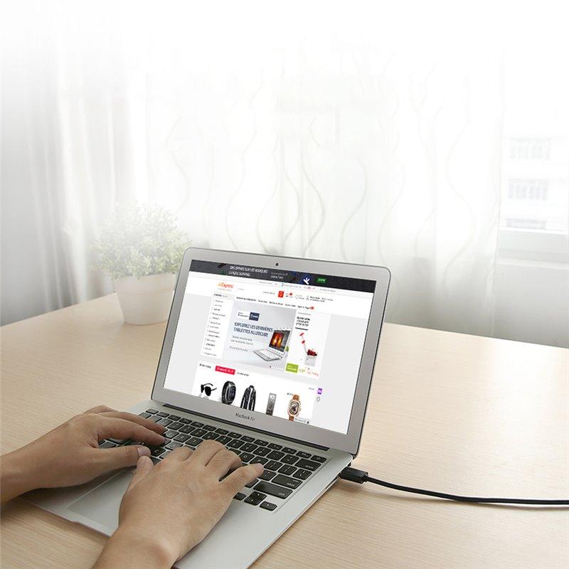 كابل تمديد USB 2.0 نشط من UGREEN مع شريحة 30 متر (أسود) 10326