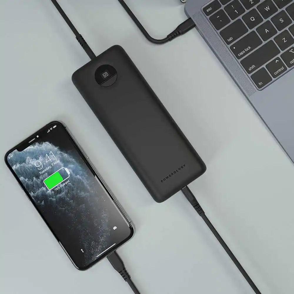 باور بانك مدمج من باورولوجي بسعة 20000 مللي أمبير في الساعة بتقنية PD بقوة 30 وات - أسود