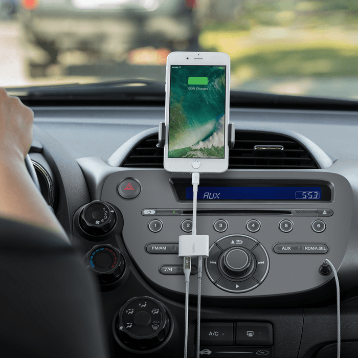 Belkin 3.5mm Audio & Charge RockStar™ Charge & Listen