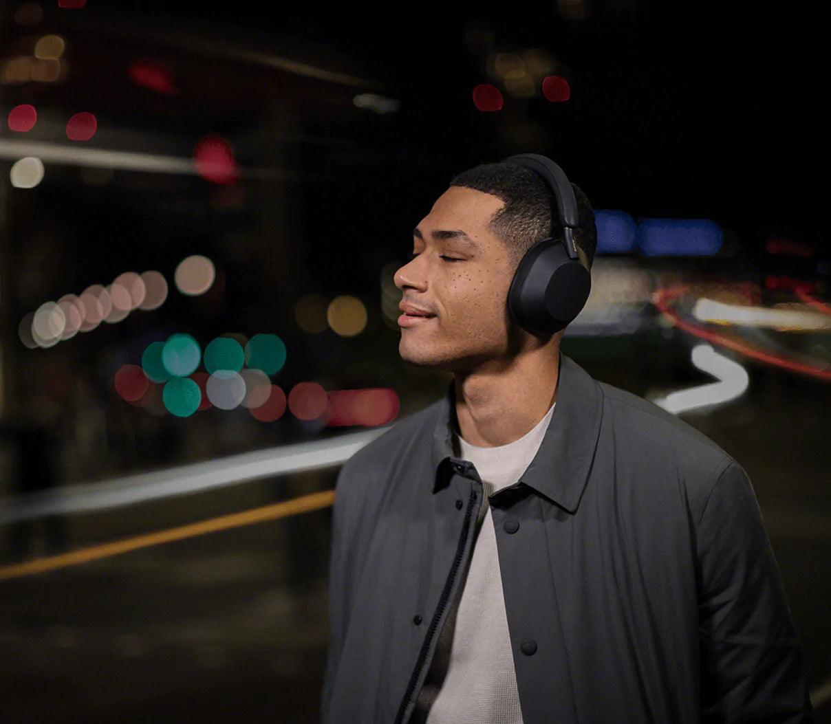 سماعات الرأس Sony WH-1000XM5 اللاسلكية فوق الأذن مع خاصية إلغاء الضوضاء