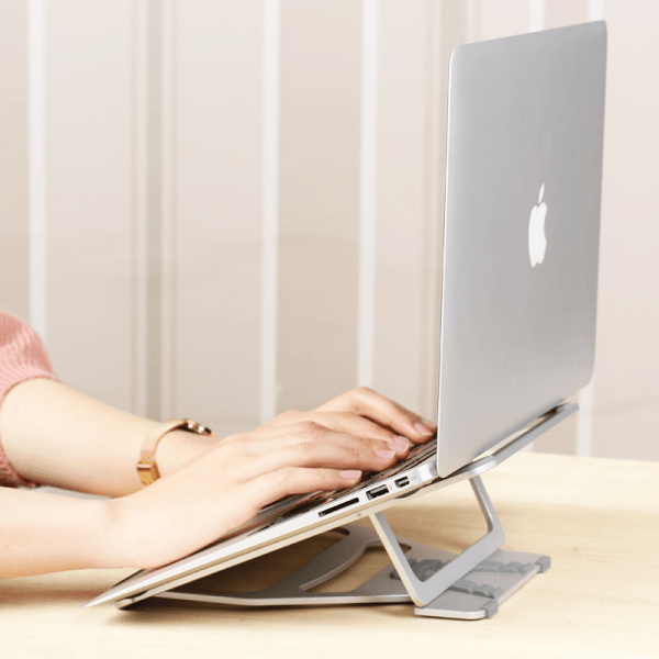 حامل كمبيوتر محمول Wiwu Lohas S100 لأجهزة MacBook/Laptop مقاس 11.6 بوصة إلى 15.4 بوصة - فضي