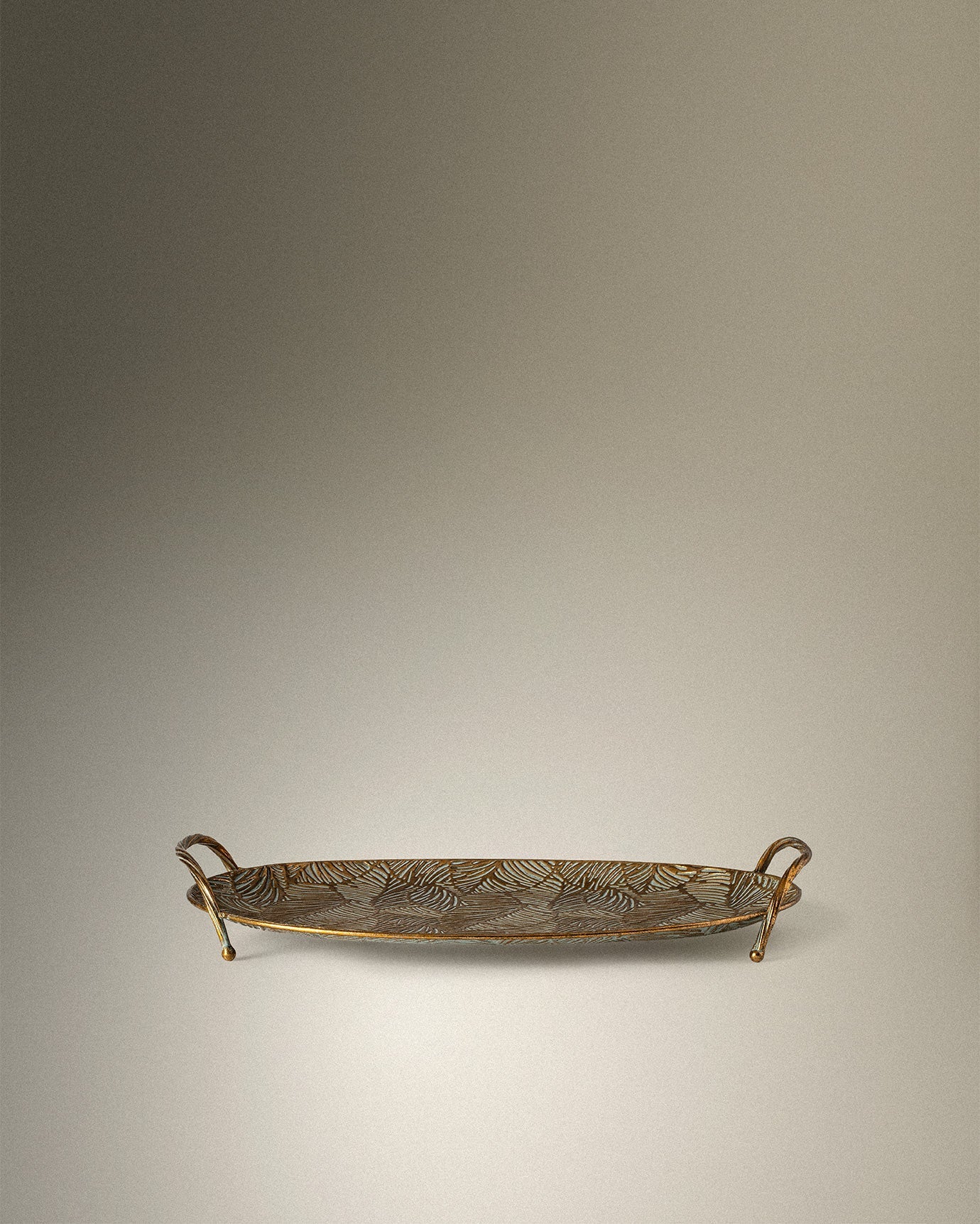 Raina Metal Tray - Madame Coco JO