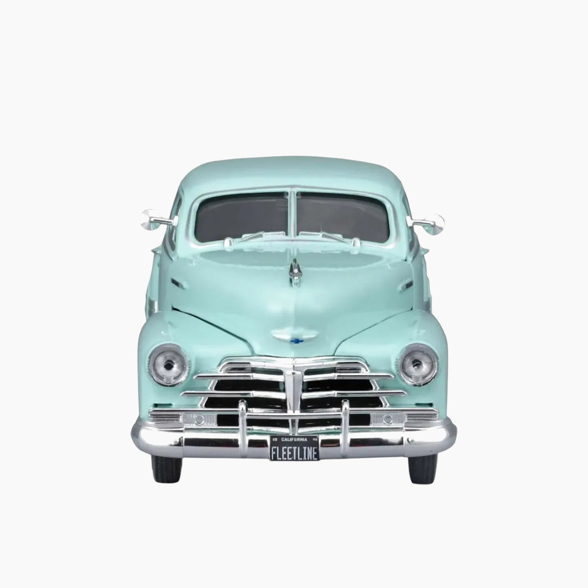 Maisto 1948 Chevrolet Fleetline Aerosedan Die-Cast Model Car – 1:24 Scale