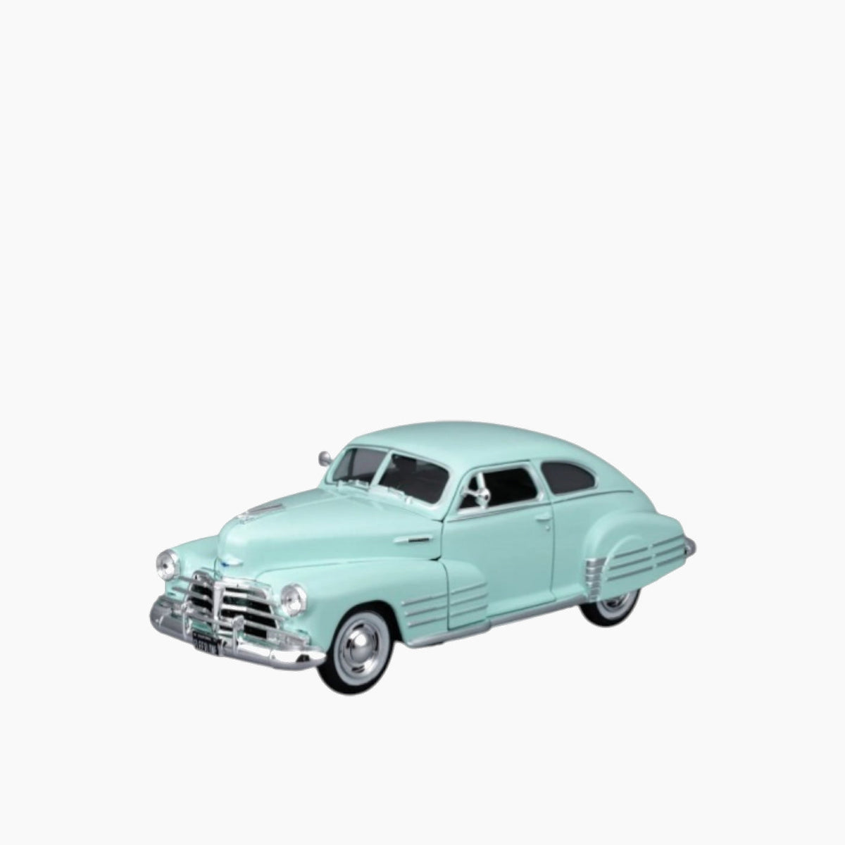 Maisto 1948 Chevrolet Fleetline Aerosedan Die-Cast Model Car – 1:24 Scale