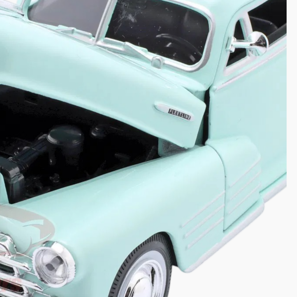 Maisto 1948 Chevrolet Fleetline Aerosedan Die-Cast Model Car – 1:24 Scale