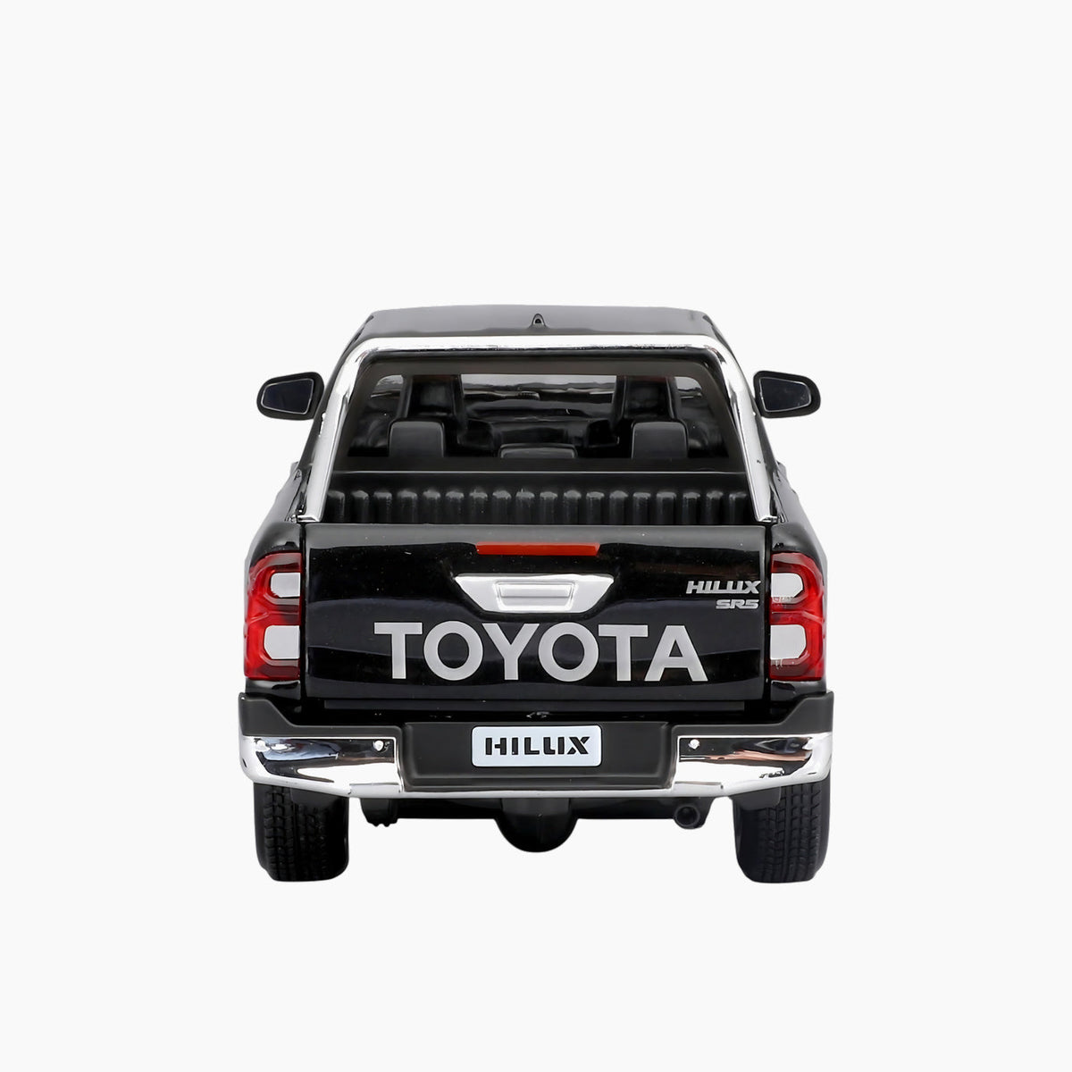Maisto Toyota Hilux Die-Cast Model Car – 1:27 Scale