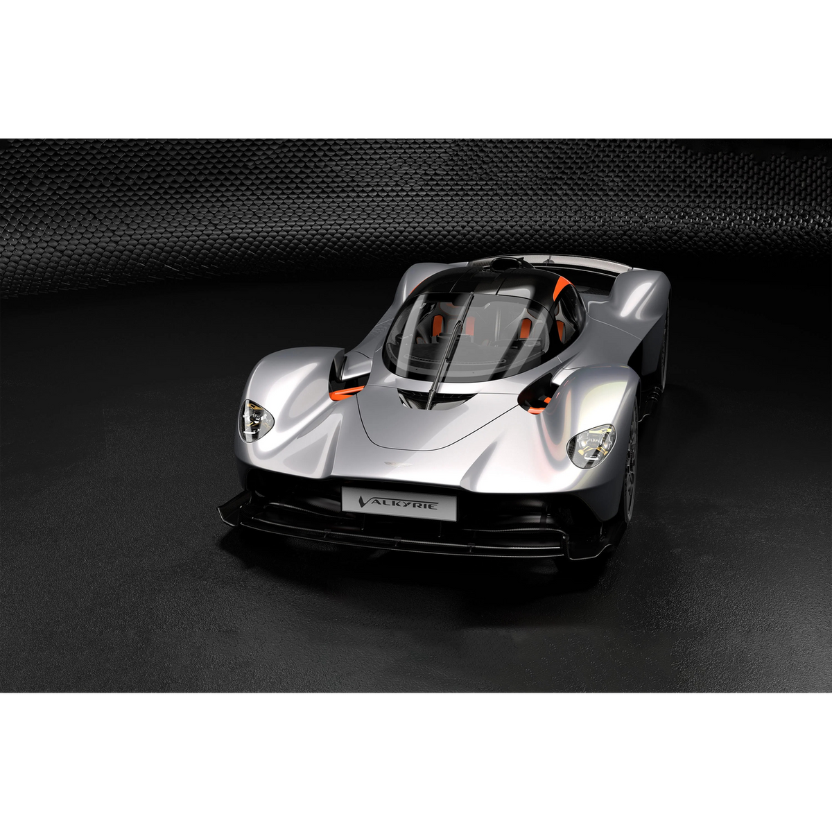 Maisto 2021 Aston Martin Valkyrie Die-Cast Model Car – 1:18 Scale