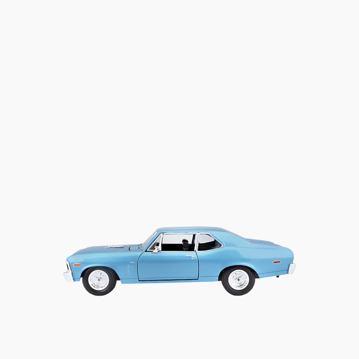 Maisto 1970 Chevrolet Nova SS Die-Cast Model Car – 1:24 Scale