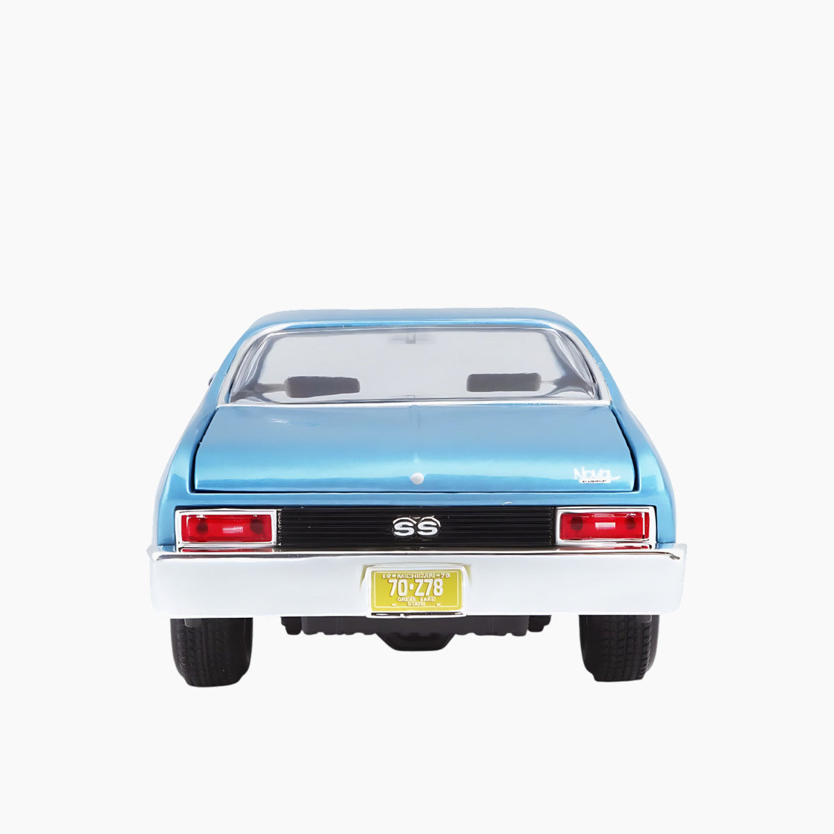Maisto 1970 Chevrolet Nova SS Die-Cast Model Car – 1:24 Scale