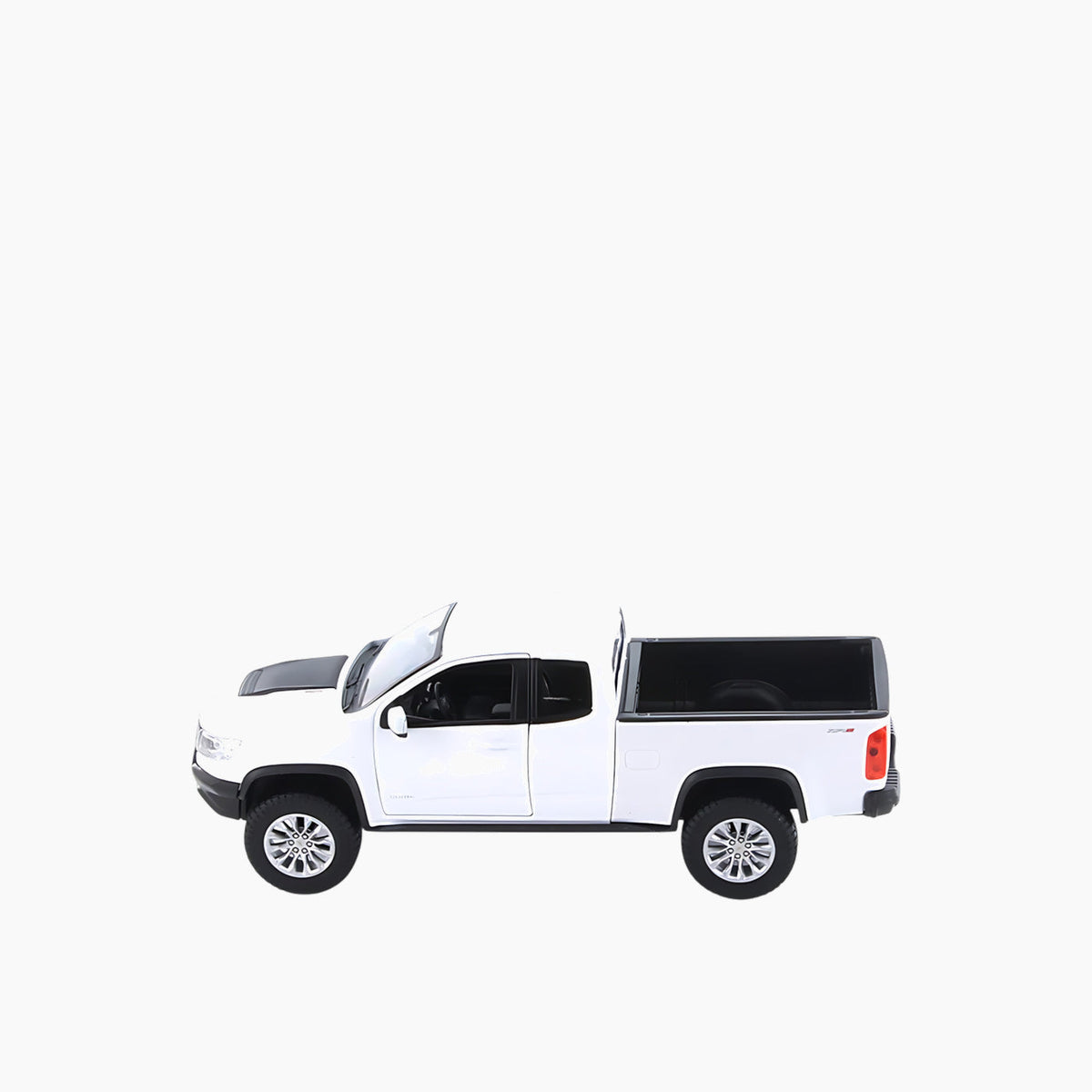 Maisto 2017 Chevrolet Colorado ZR2 Die-Cast Model Car – 1:27 Scale