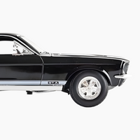 Maisto 1967 Ford Mustang Fastback Die-Cast Model Car – 1:18 Scale