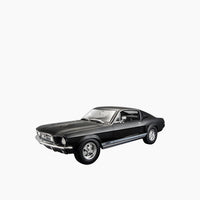 Maisto 1967 Ford Mustang Fastback Die-Cast Model Car – 1:18 Scale