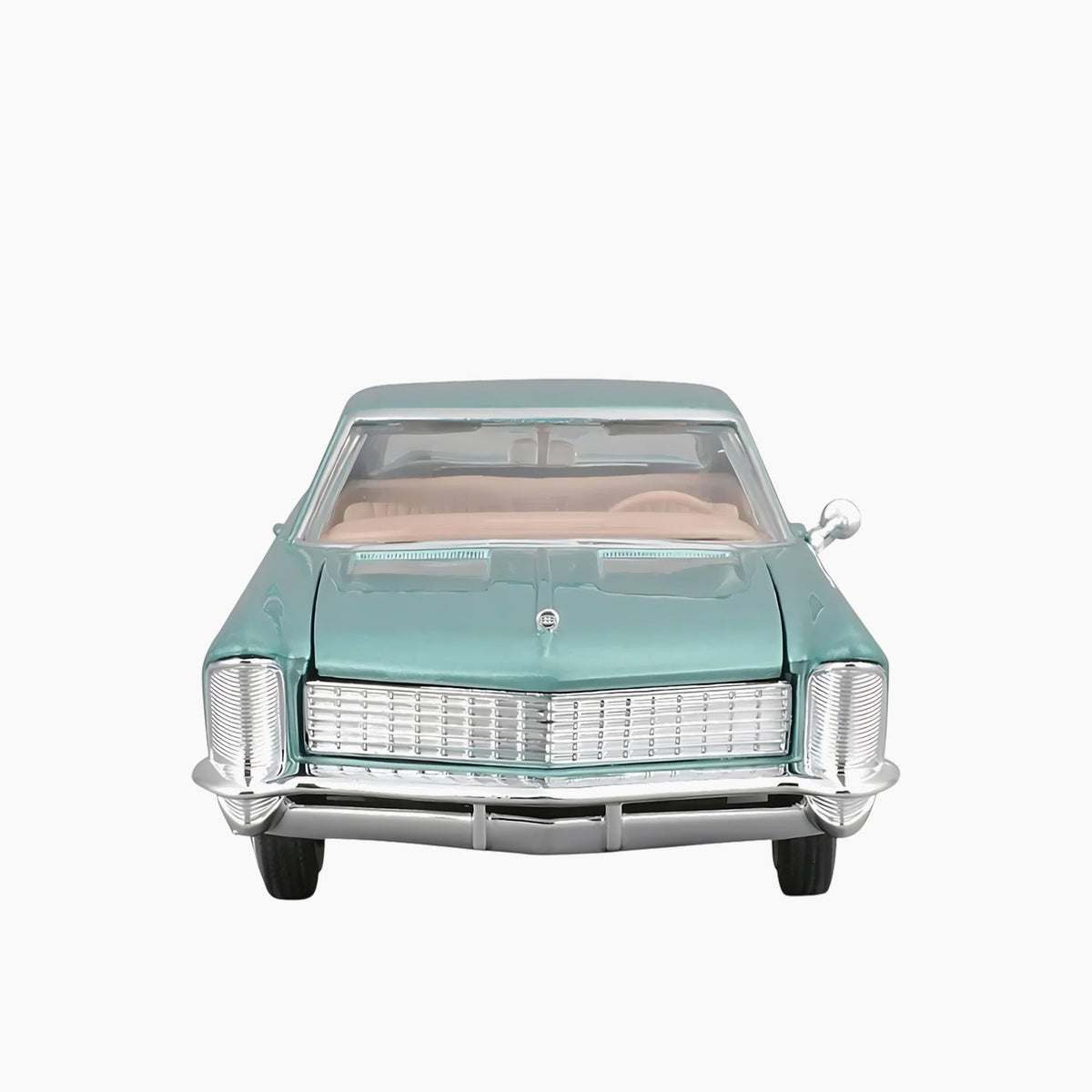 Maisto 1965 Buick Riviera Gran Sport Die-Cast Model Car – 1:26 Scale