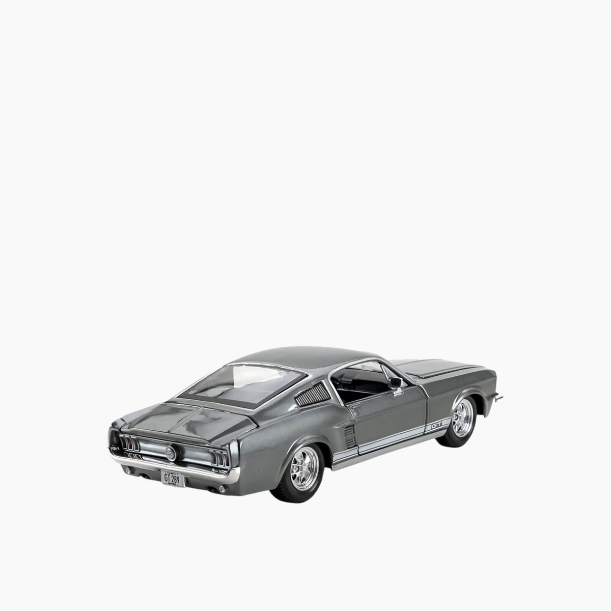 Maisto 1967 Ford Mustang GT Die-Cast Model Car – 1:24 Scale