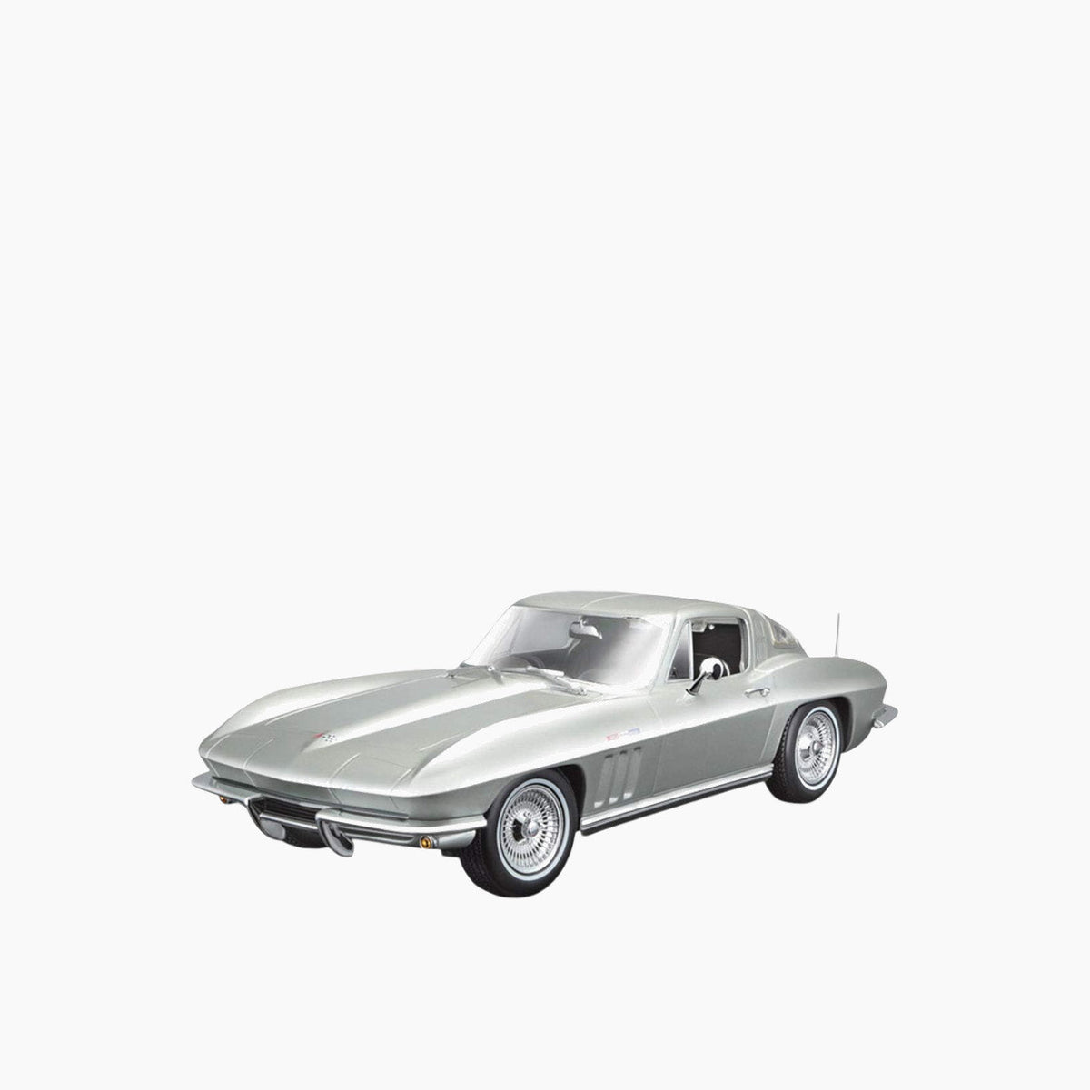 Bburago 1965 Chevrolet Corvette Die-Cast Model Car – 1:18 Scale