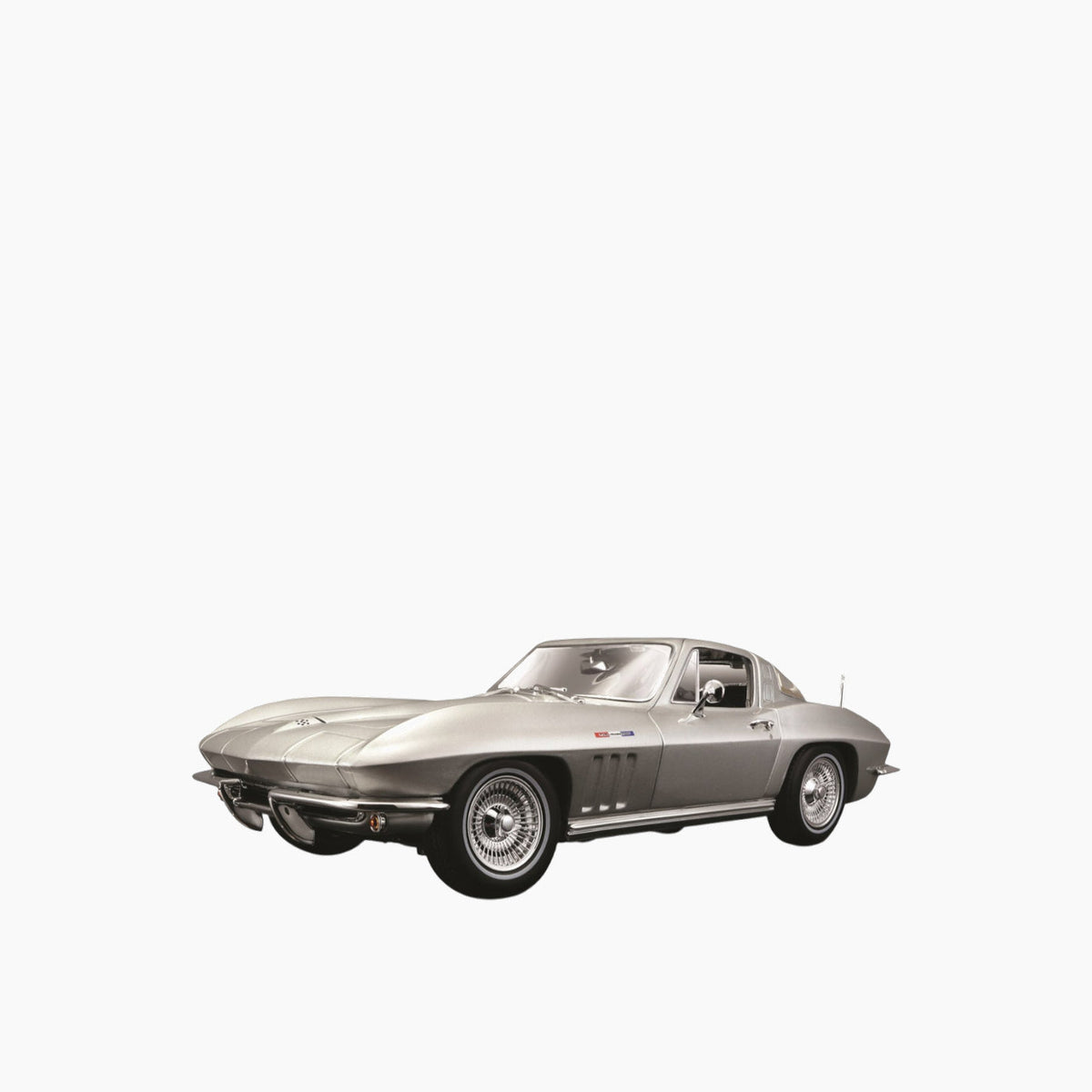 Bburago 1965 Chevrolet Corvette Die-Cast Model Car – 1:18 Scale