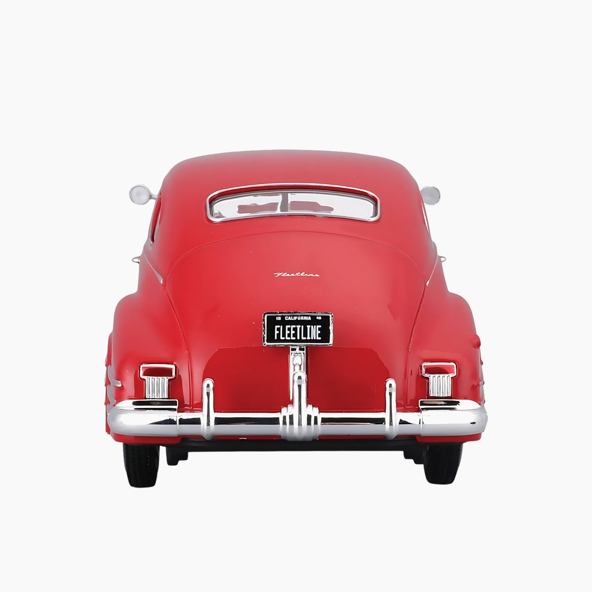 Maisto 1948 Chevrolet Fleetline Aerosedan Die-Cast Model Car – 1:24 Scale