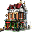 LEGO® Tudor Corner – Classic Modular Building Set