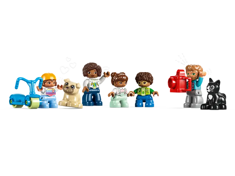 LEGO® 3-in-1 - Family House with Multiple Builds LEGO® 3-in-1 - Family House with Multiple Builds