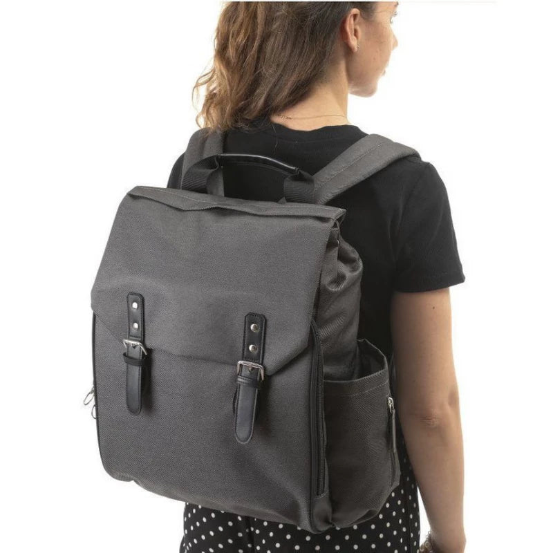 شنطة حفاضات Chicco Easy – رمادي داكن، حجم 48×31 سم