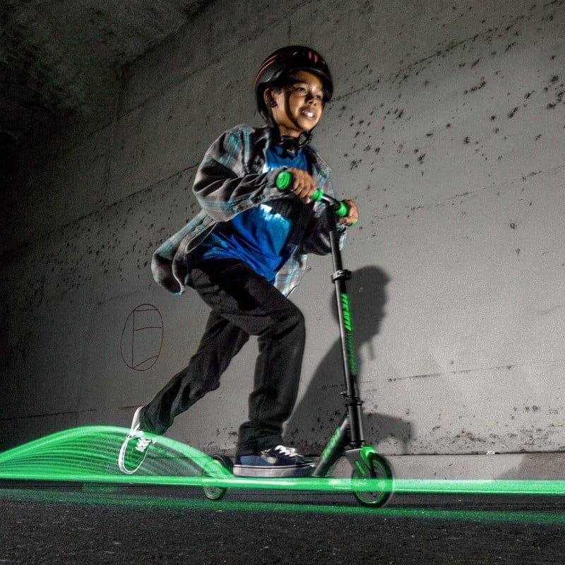 Yvolution Neon Vector - 2-Wheel Scooter in Neon Green