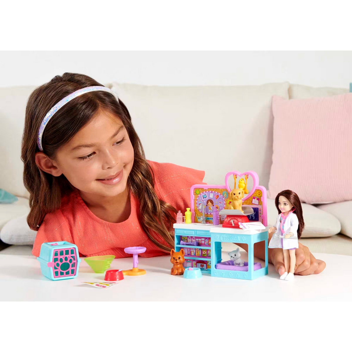 Barbie Club Chelsea Can Be Pet Vet Playset
