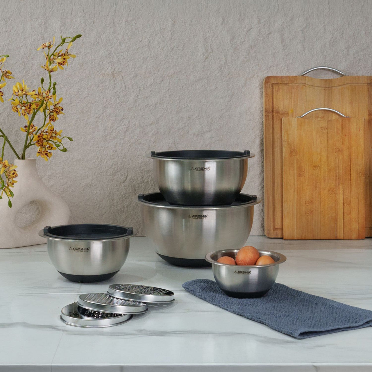 Arshia 12-Piece Stainless Steel Mixing Bowl Set with Grater – Multi-Size Bowls, Airtight Lids, Non-Slip Bases & 3 Grater Attachments