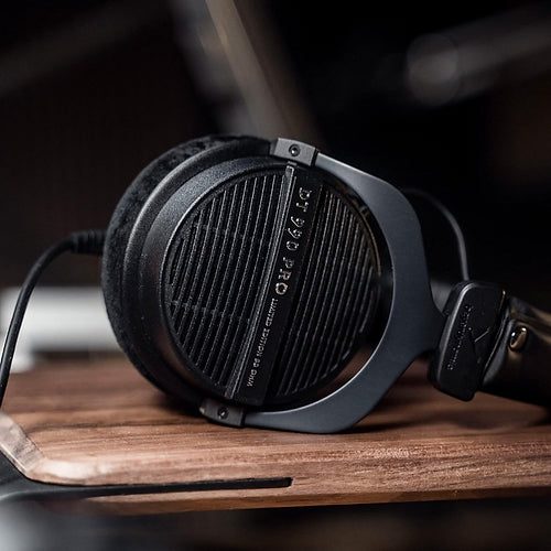 سماعات رأس Beyerdynamic DT 990 Pro 80 Ohm Over-Ear Studio سماعات رأس Beyerdynamic DT 990 Pro 80 Ohm Over-Ear Studio