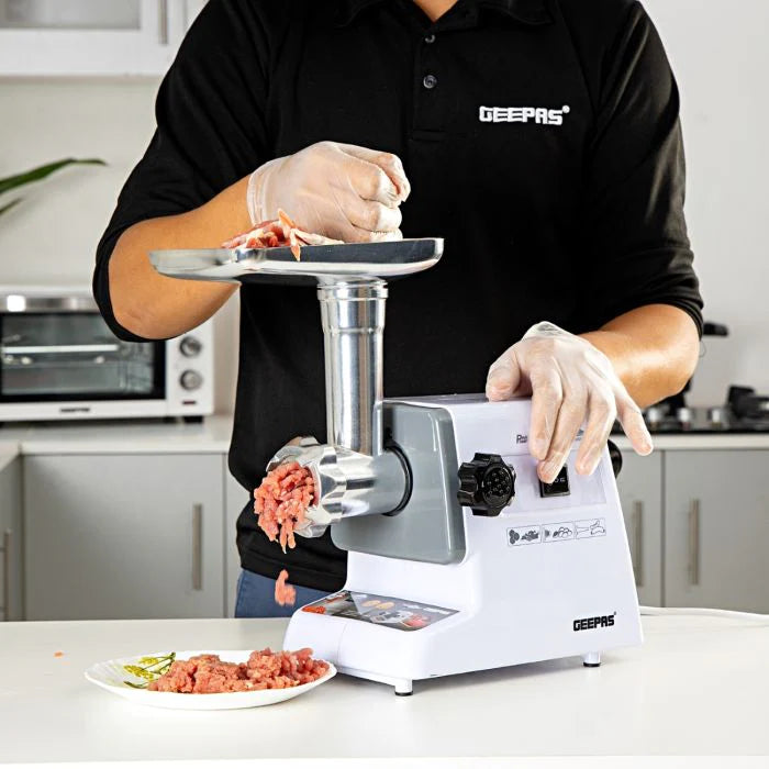 GEEPAS Meat Grinder 800W with Reverse Function GEEPAS Meat Grinder 800W with Reverse Function