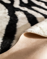 Aleon Fur Rug - Madame Coco JO