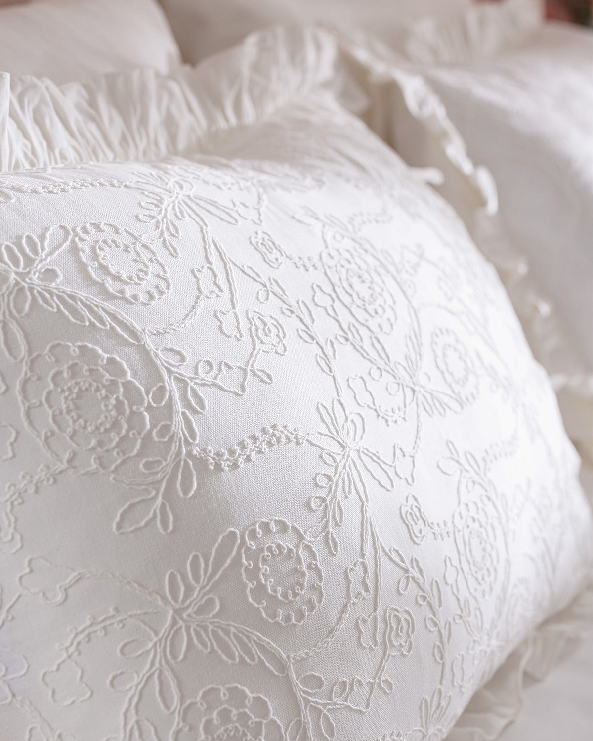 Aulne Kıng Sıze Embroıdery Duvet Cover Set - Madame Coco JO