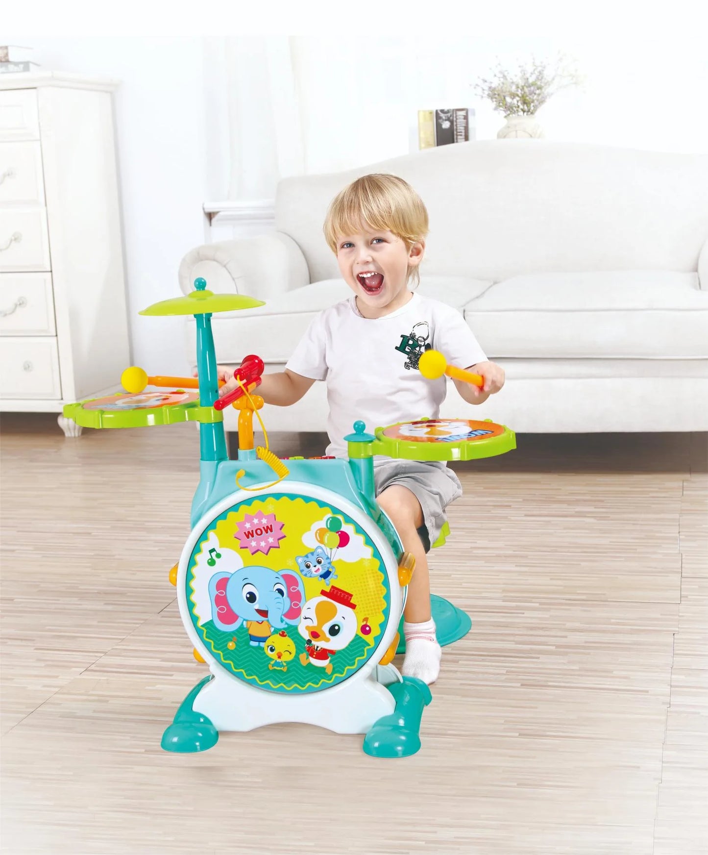 HOLA – Banging Bopping Drum Set