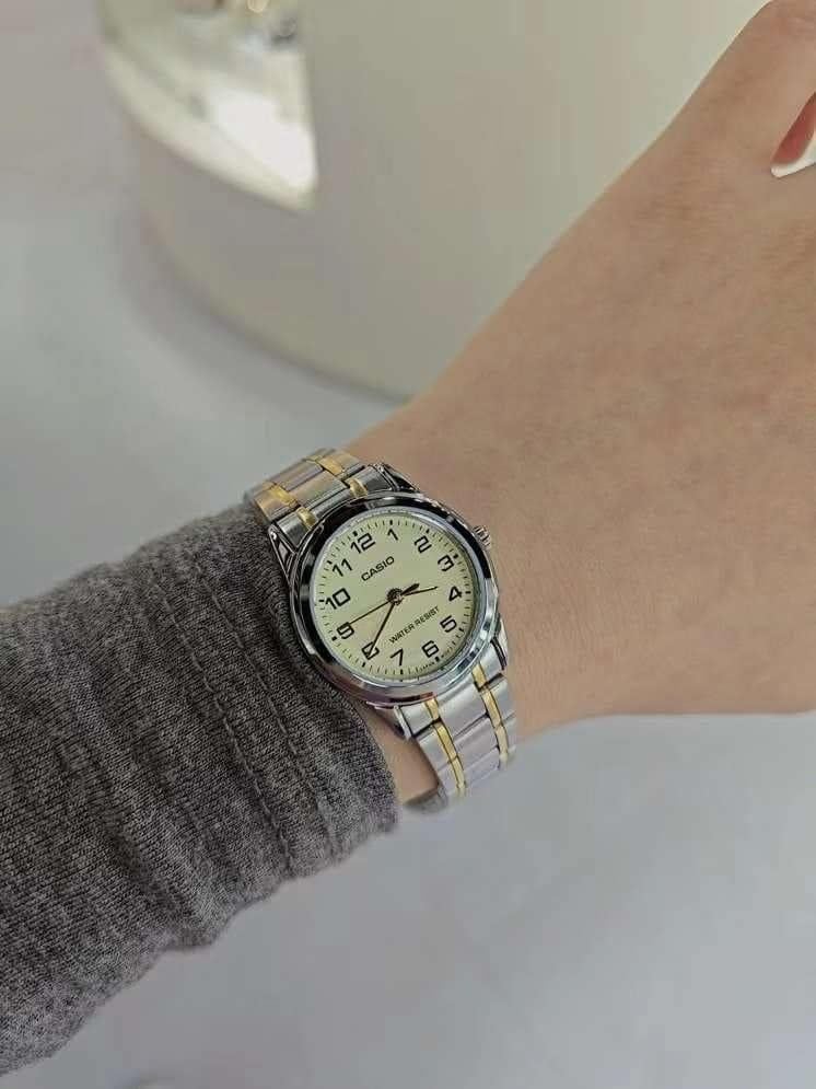 Casio woman watch LTP-V001SG-9B Casio woman watch LTP-V001SG-9B