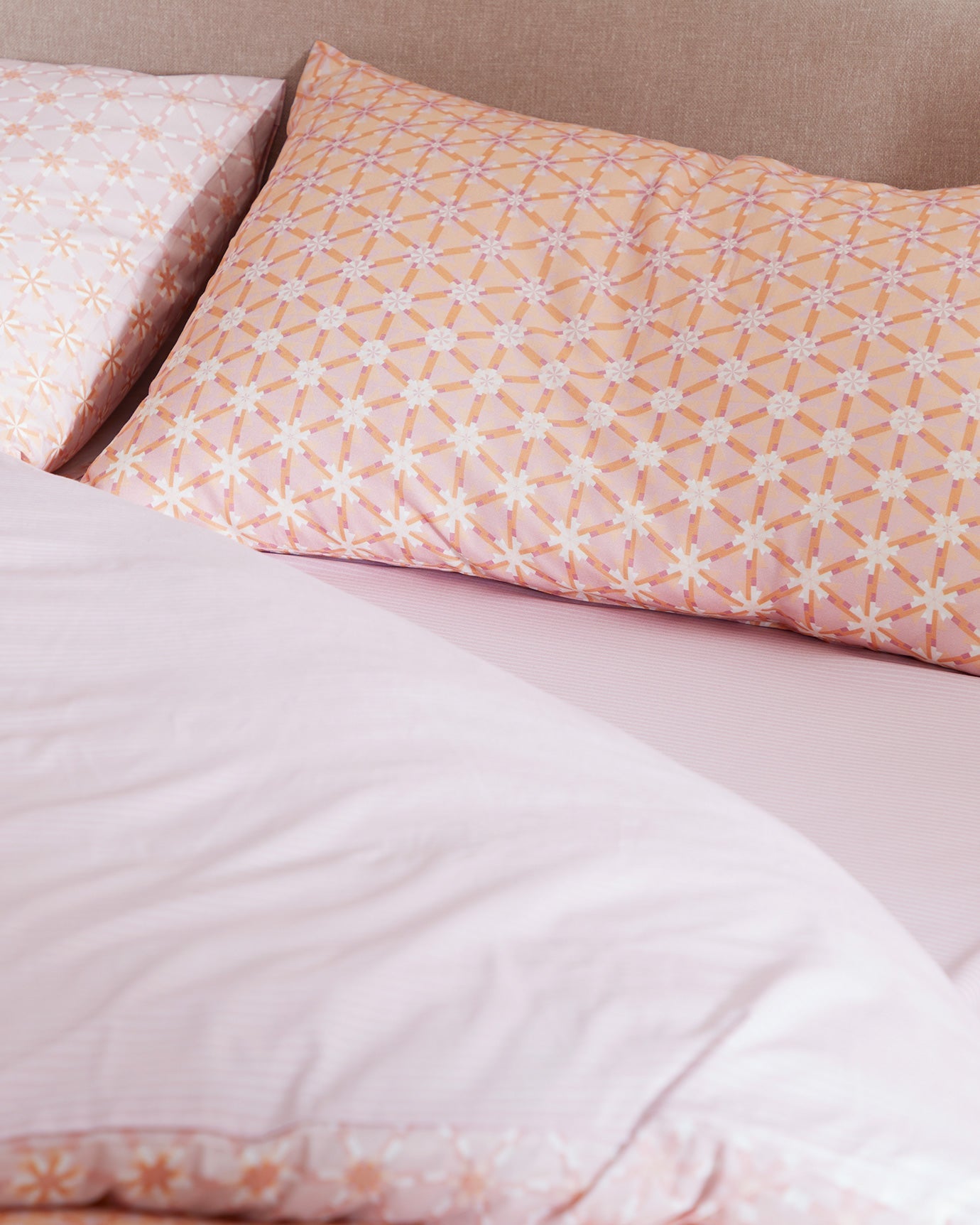 Rainger Single Size Duvet Cover Set - Madame Coco JO