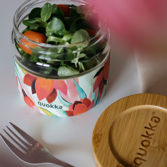 QUOKKA Glass Food Jar 820ml - Spring Design with Silicone Cover