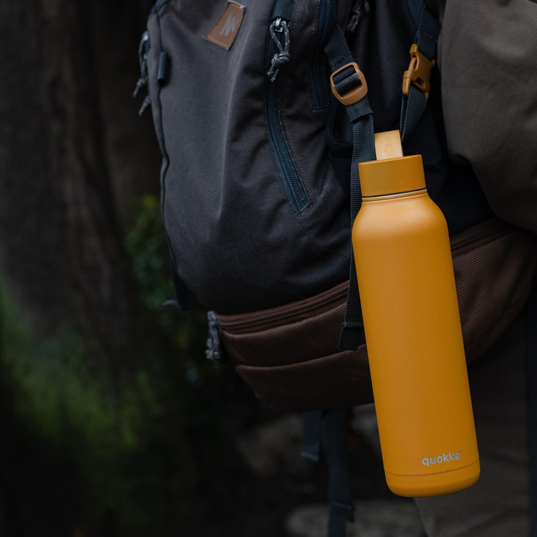 QUOKKA THERMAL SS BOTTLE SOLID WITH STRAP MUSTARD 630 ML QUOKKA THERMAL SS BOTTLE SOLID WITH STRAP MUSTARD 630 ML