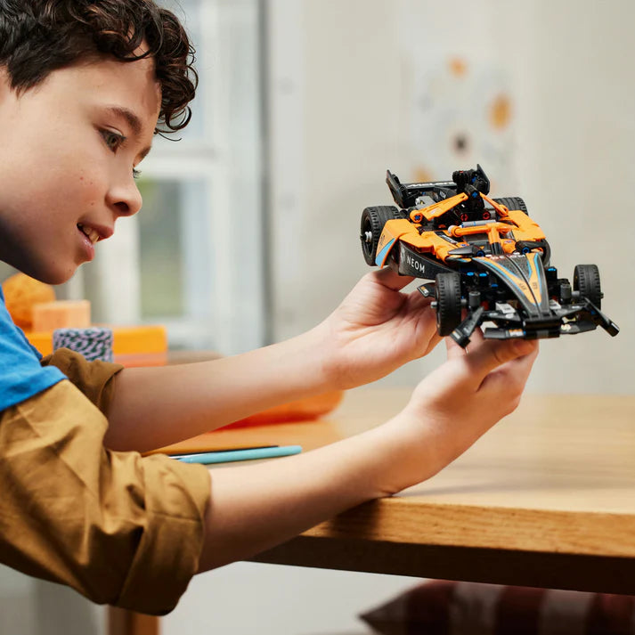 LEGO® Technic - NEOM McLaren Formula E 42169 LEGO® Technic - NEOM McLaren Formula E 42169