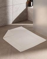 Madame Coco Ryella Armure Foot Towel – 100% Cotton Hotel Bath Mat | White & Grey