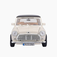 Maisto Mini Cooper (1969) Die-Cast Model Car – 1:18 Scale