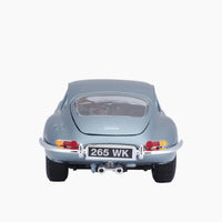 Maisto Jaguar "E" Coupe (1961) Die-Cast Model Car – 1:18 Scale