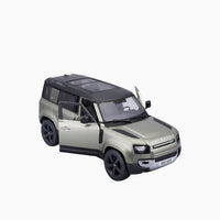 Maisto Land Rover Defender 2022 Die-Cast Model Car – 1:25 Scale