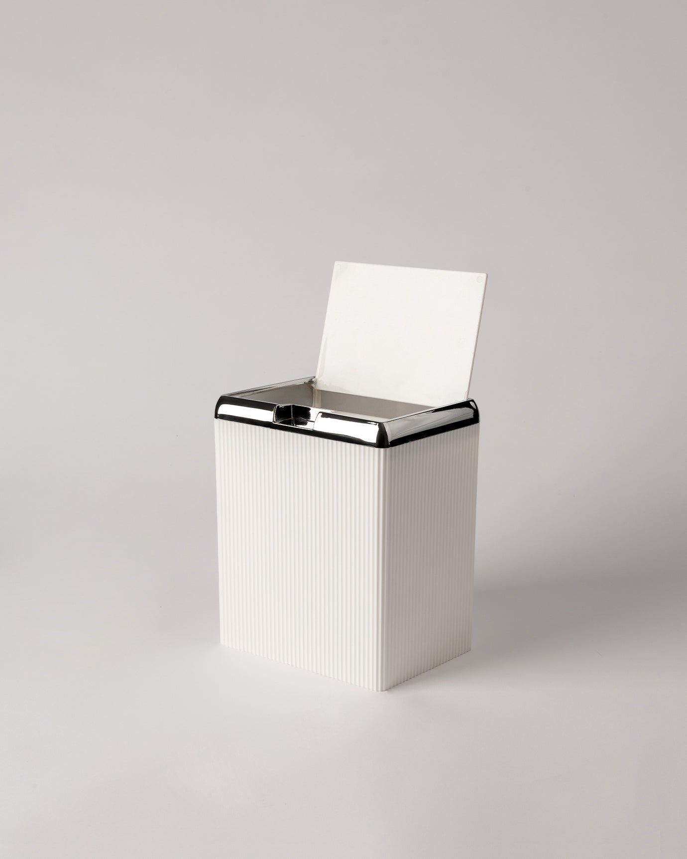 Marais Chromium Trash Can - Madame Coco JO