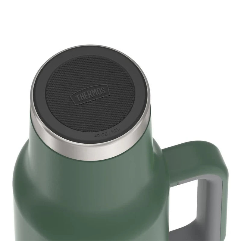 Thermos 40oz Mug – Insulated, Leak-Resistant, With Handle Thermos 40oz Mug – Insulated, Leak-Resistant, With Handle