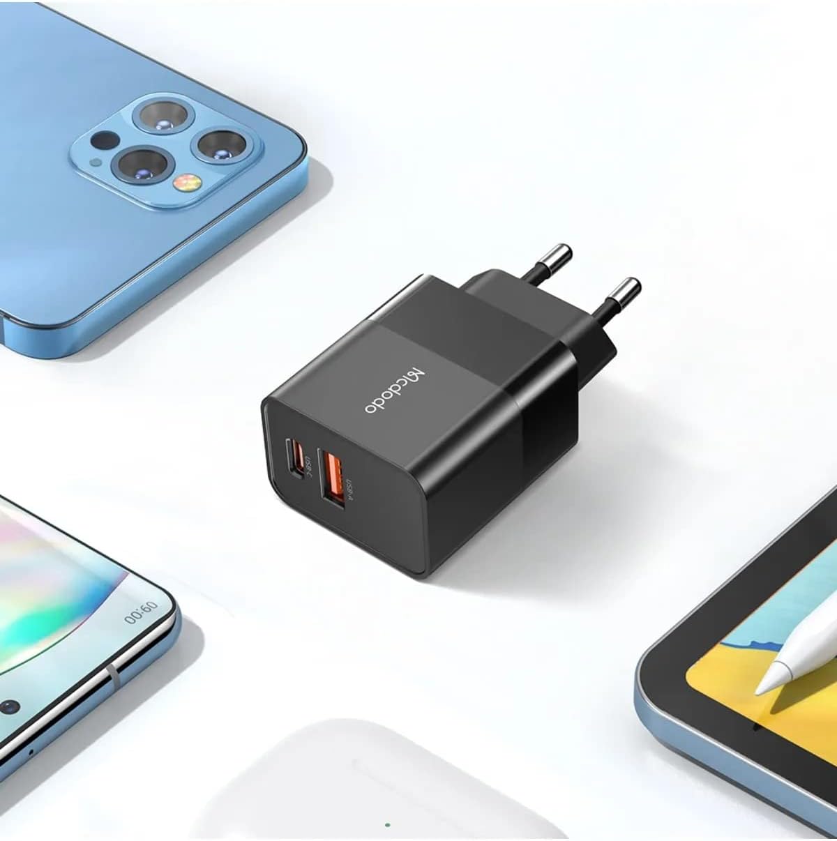 Mcdodo USB + USB-C wall charger 20W & USB-C to Lightning cable -Black