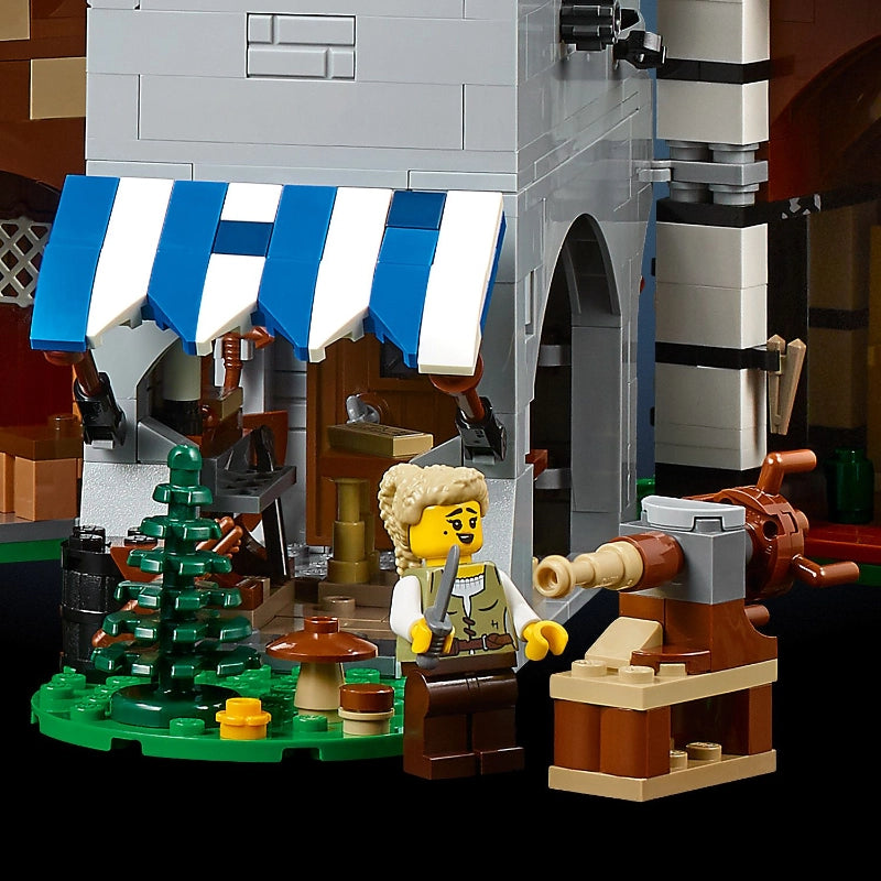 LEGO Icons Medieval Town Square – 3304 Pieces | Set 10332 (Rare Edition)